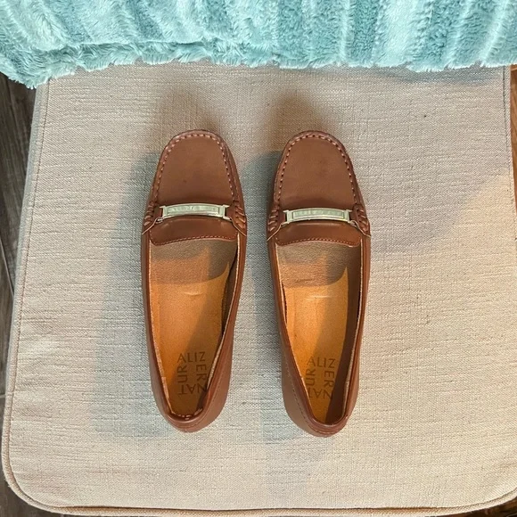 Naturalizer Horse Bit Comfort
Flats Loafers - Picture 2 of 6